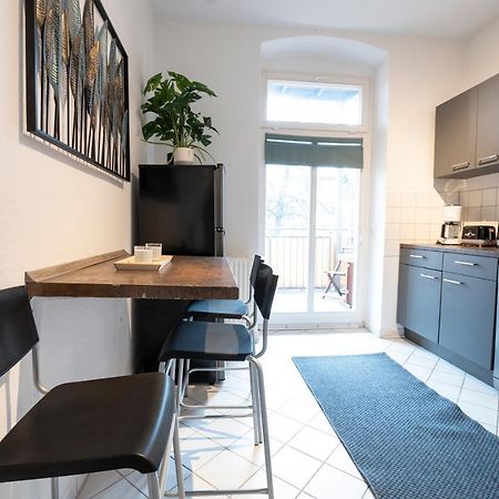 Zwickau Mittendrin, Tolles Balkon-Apartment Ngoại thất bức ảnh