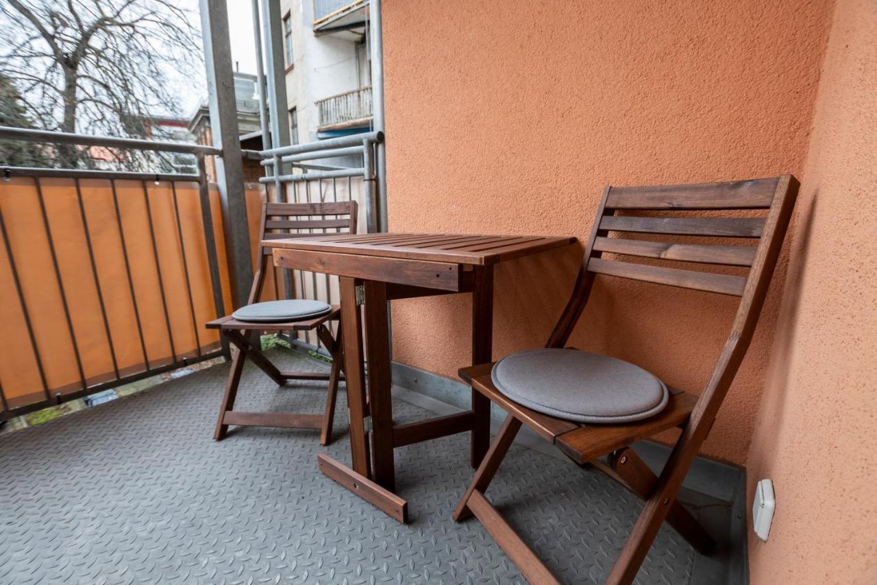 Zwickau Mittendrin, Tolles Balkon-Apartment Ngoại thất bức ảnh