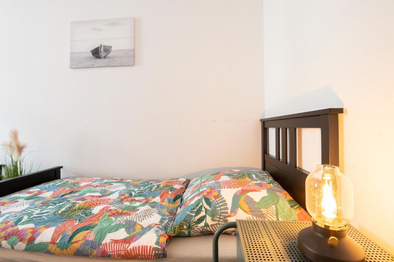 Zwickau Mittendrin, Tolles Balkon-Apartment Ngoại thất bức ảnh